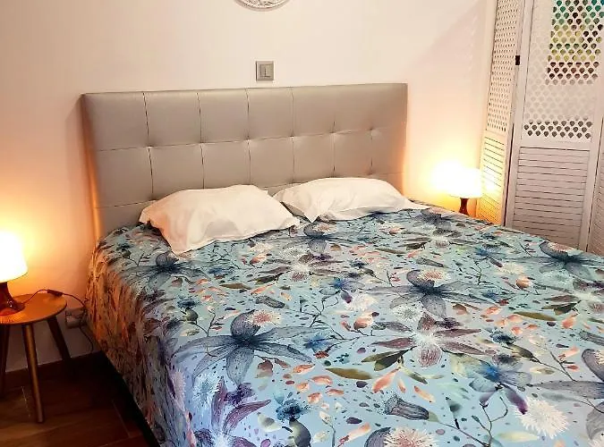 Sea, & Sun Flat * 阿尔布费拉